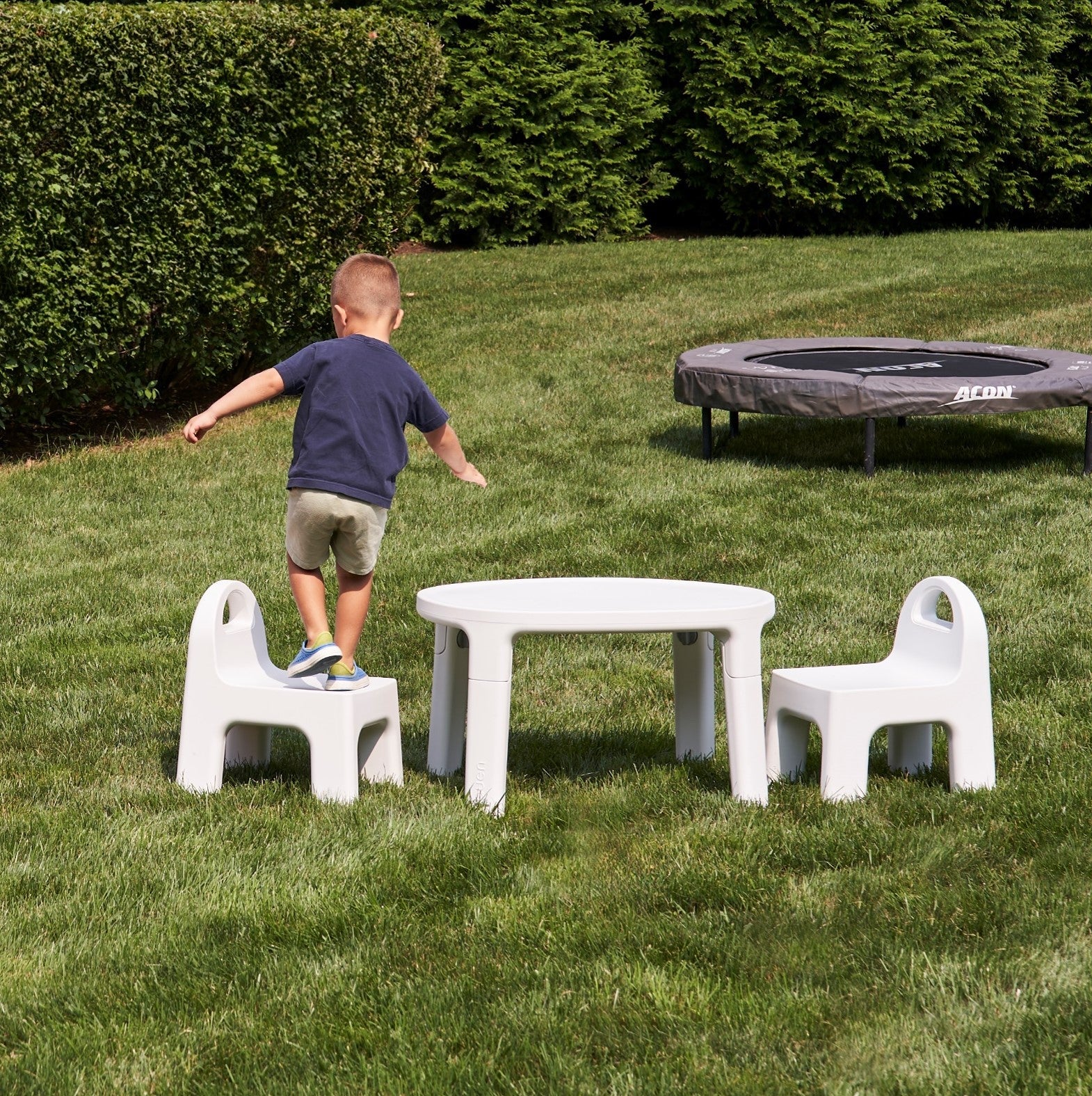 Indoor/Outdoor Play Table and Chairs Set - image 7