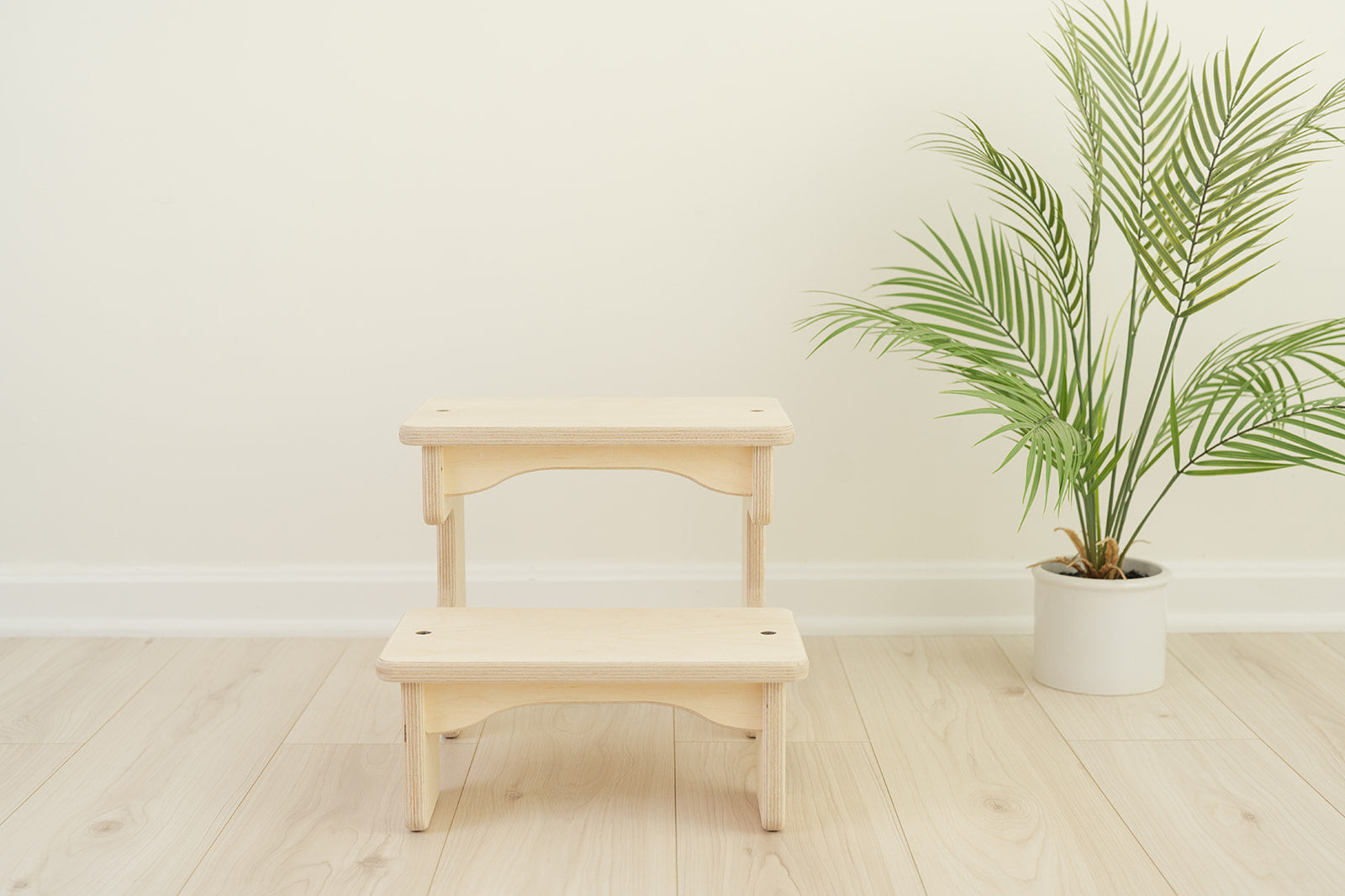 Sturdy Step Stool - image 8