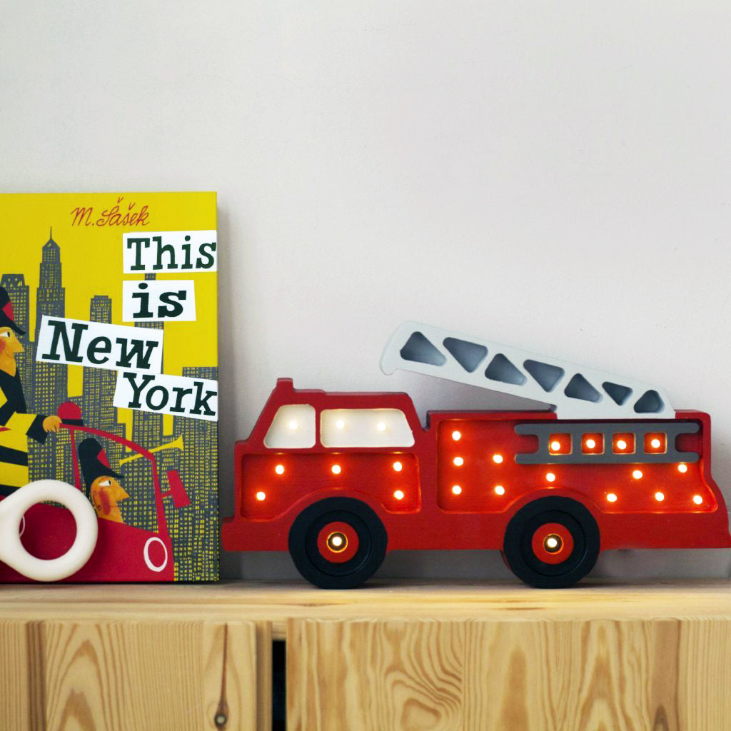 Fire Truck Lamp - image 3