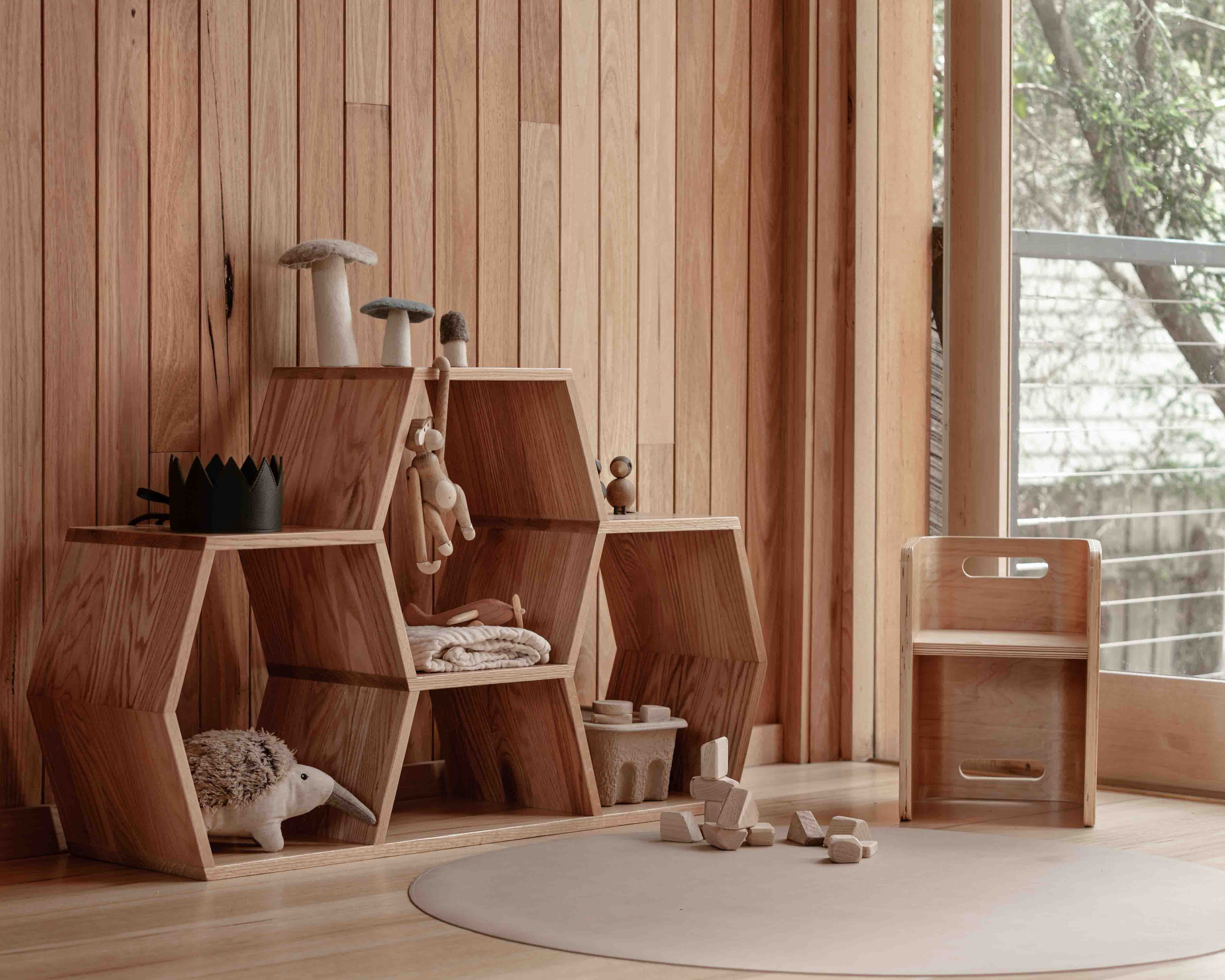 Honeycomb Shelf – Medium Modular Storage