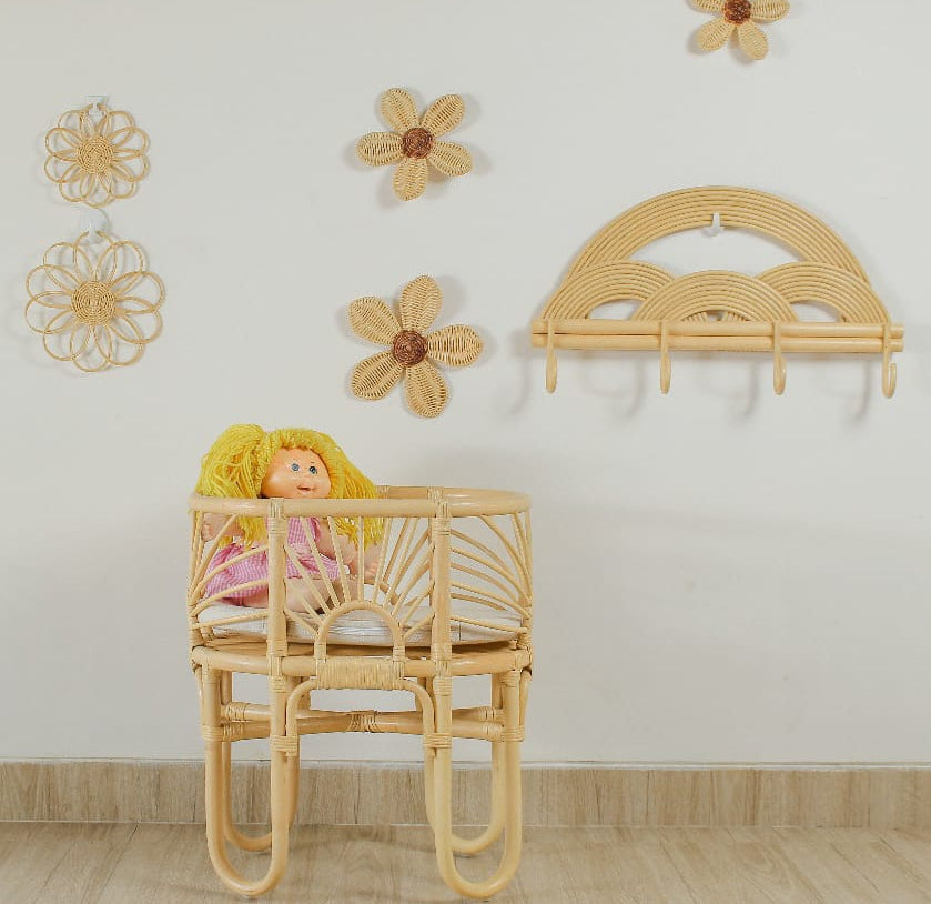 Rattan Daisy Wall Decor - image 8