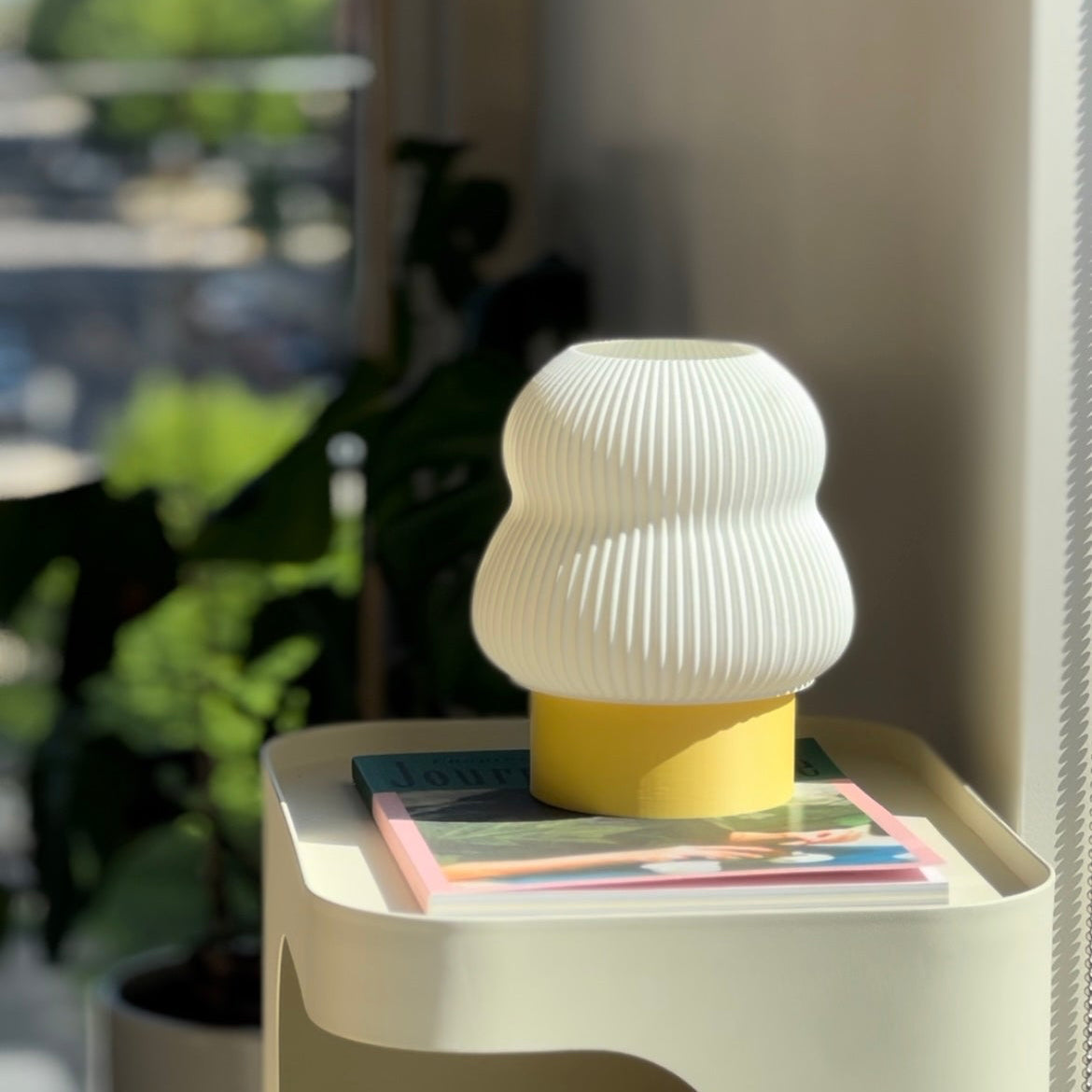 Poly Table Lamp - image 7