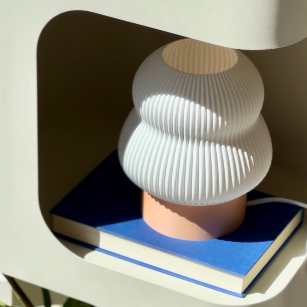 Poly Table Lamp - image 6
