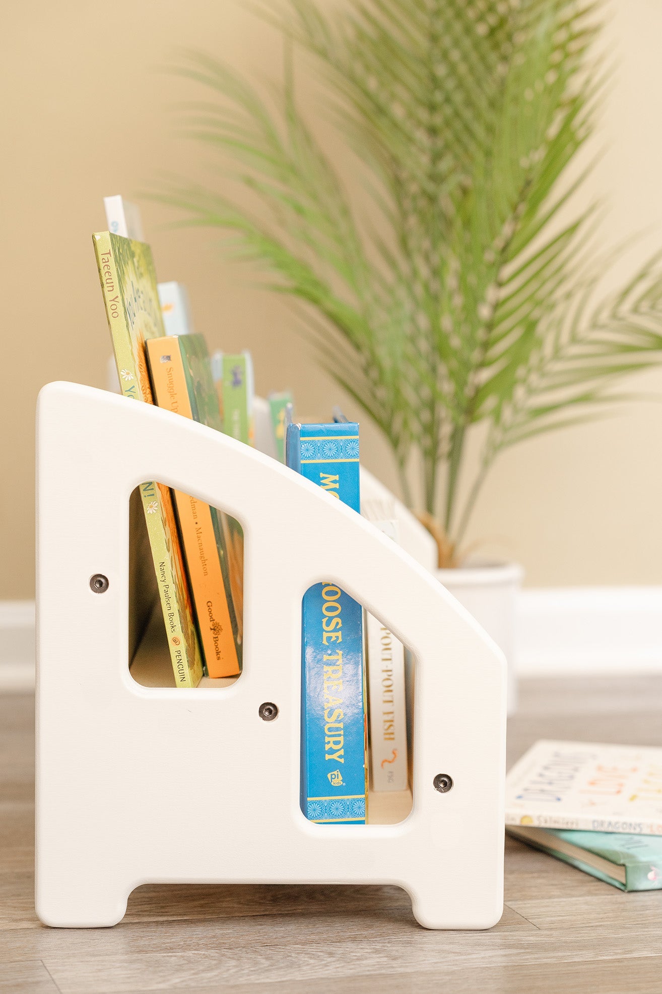 Floor Face-Out Wooden Bookshelf - image 7
