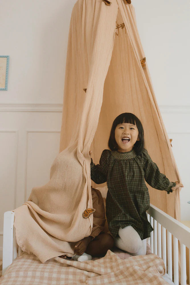 Swan Crepe Canopy - image 4