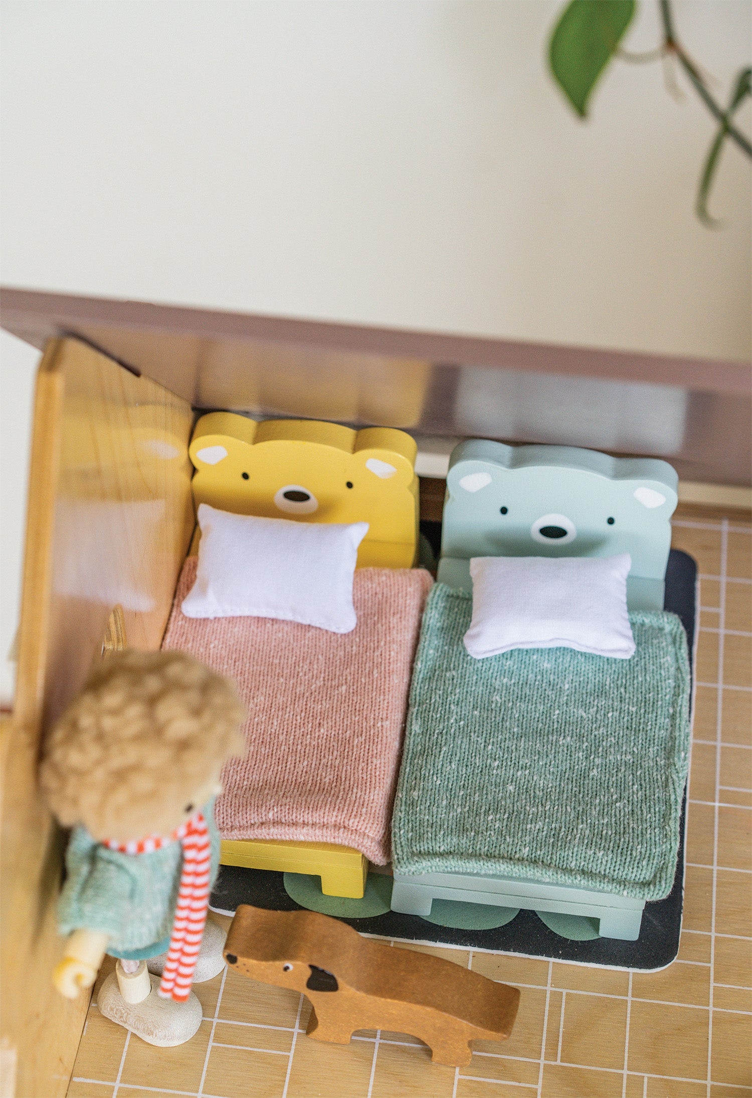 Doll House Children's Room Furniture