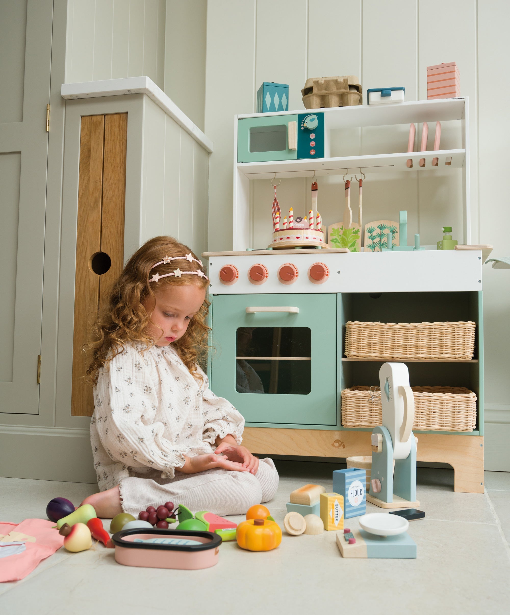 Kitchen Range - image 9