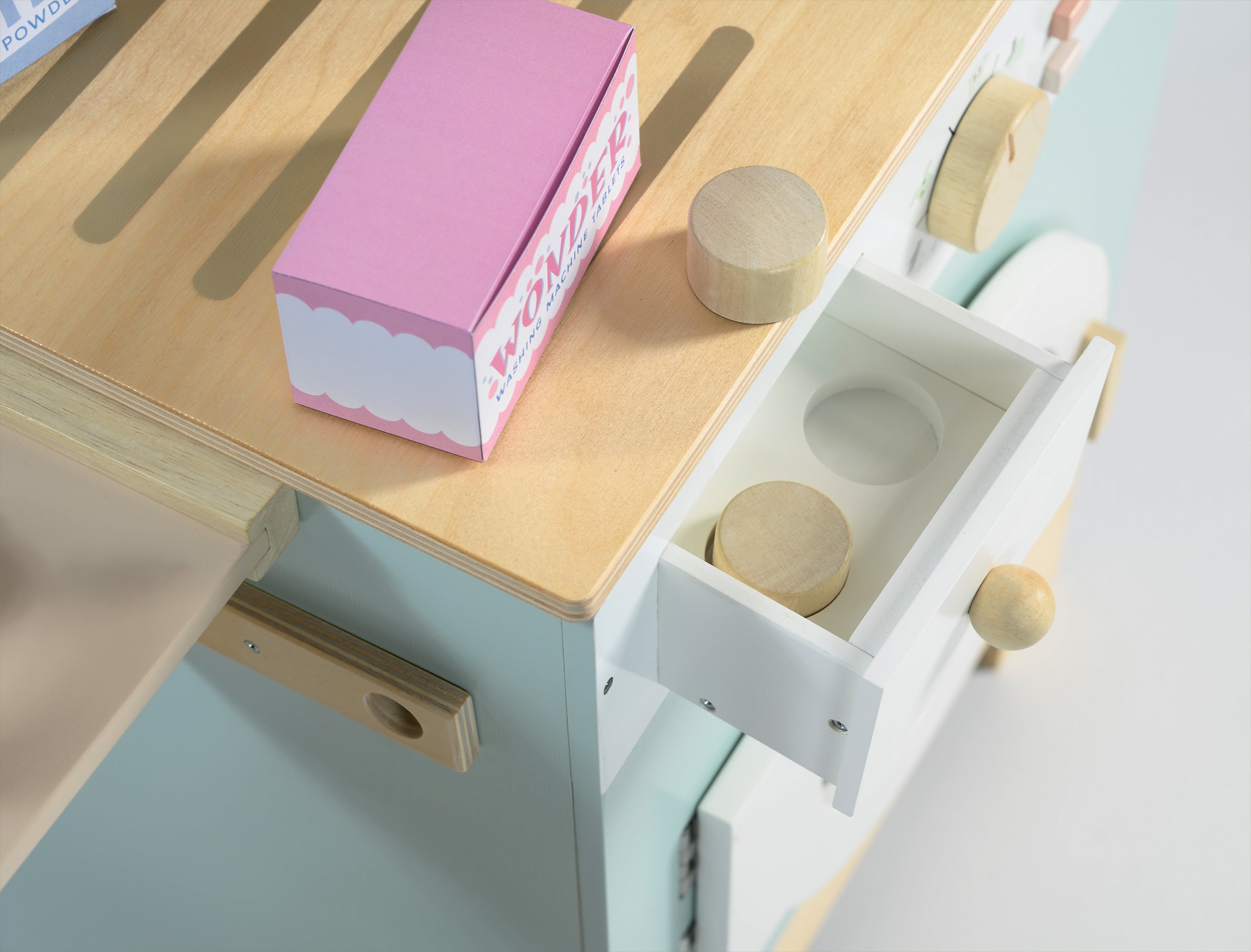Laundrette Imaginative Play Toy - image 7