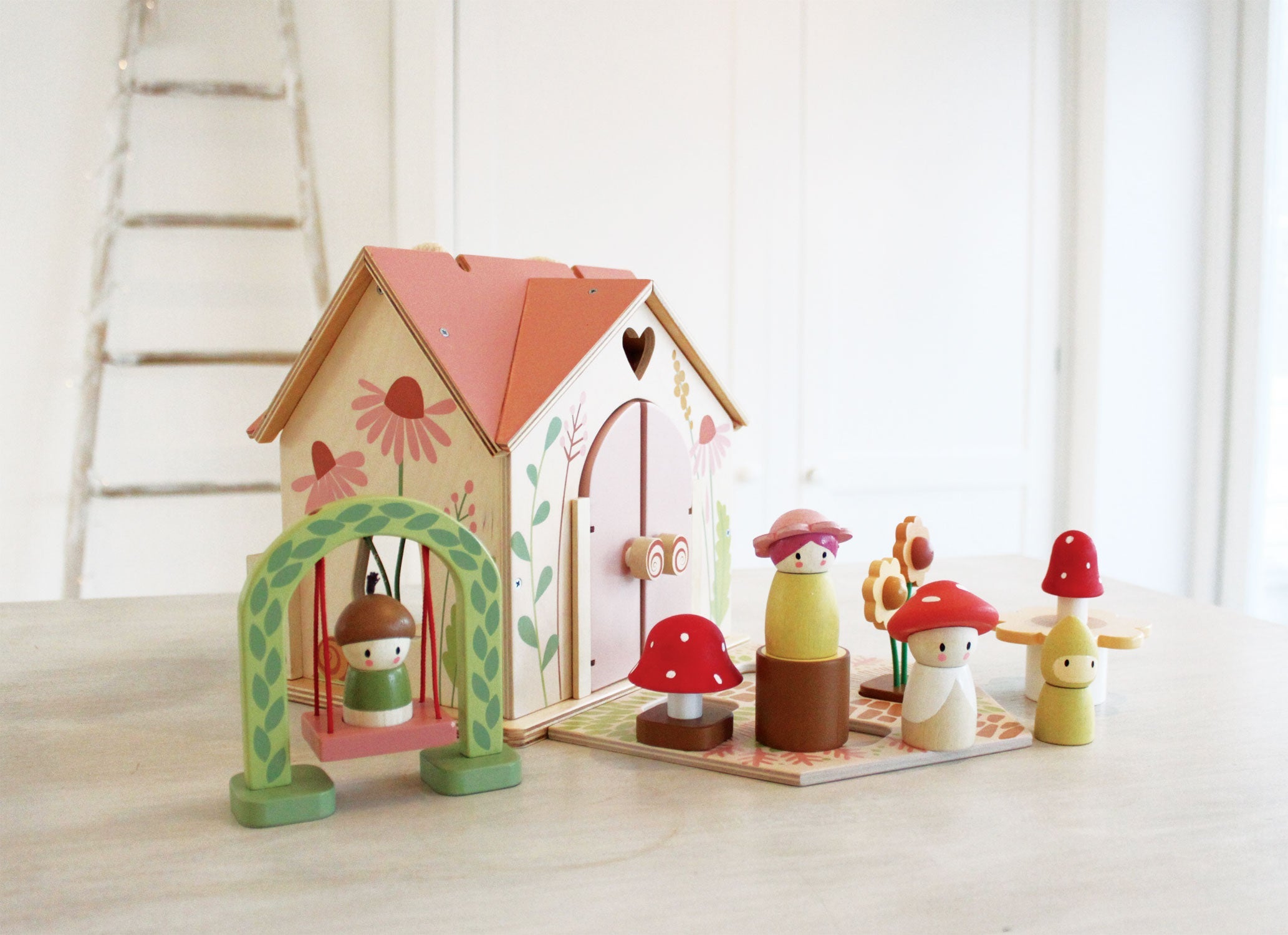 Rosewood Wooden Mini Doll House - image 7