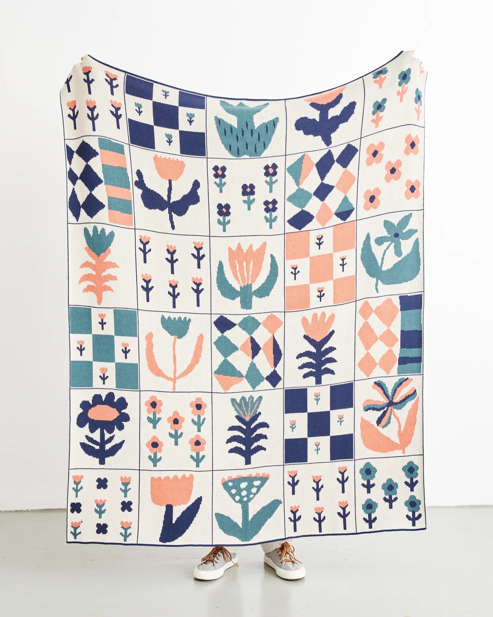 Toni Darling Frank Knit Blanket - image 8
