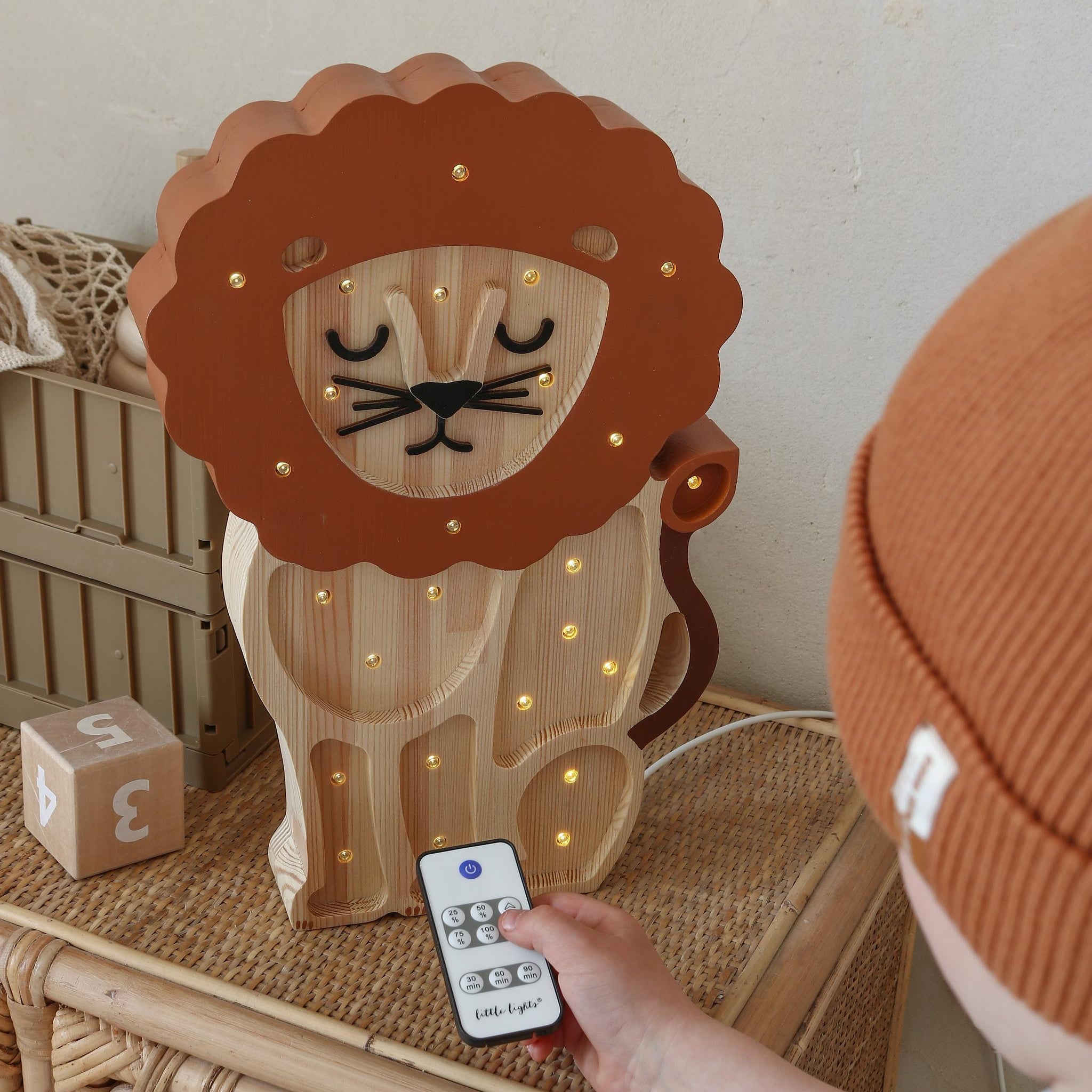 Lion Lamp - image 6