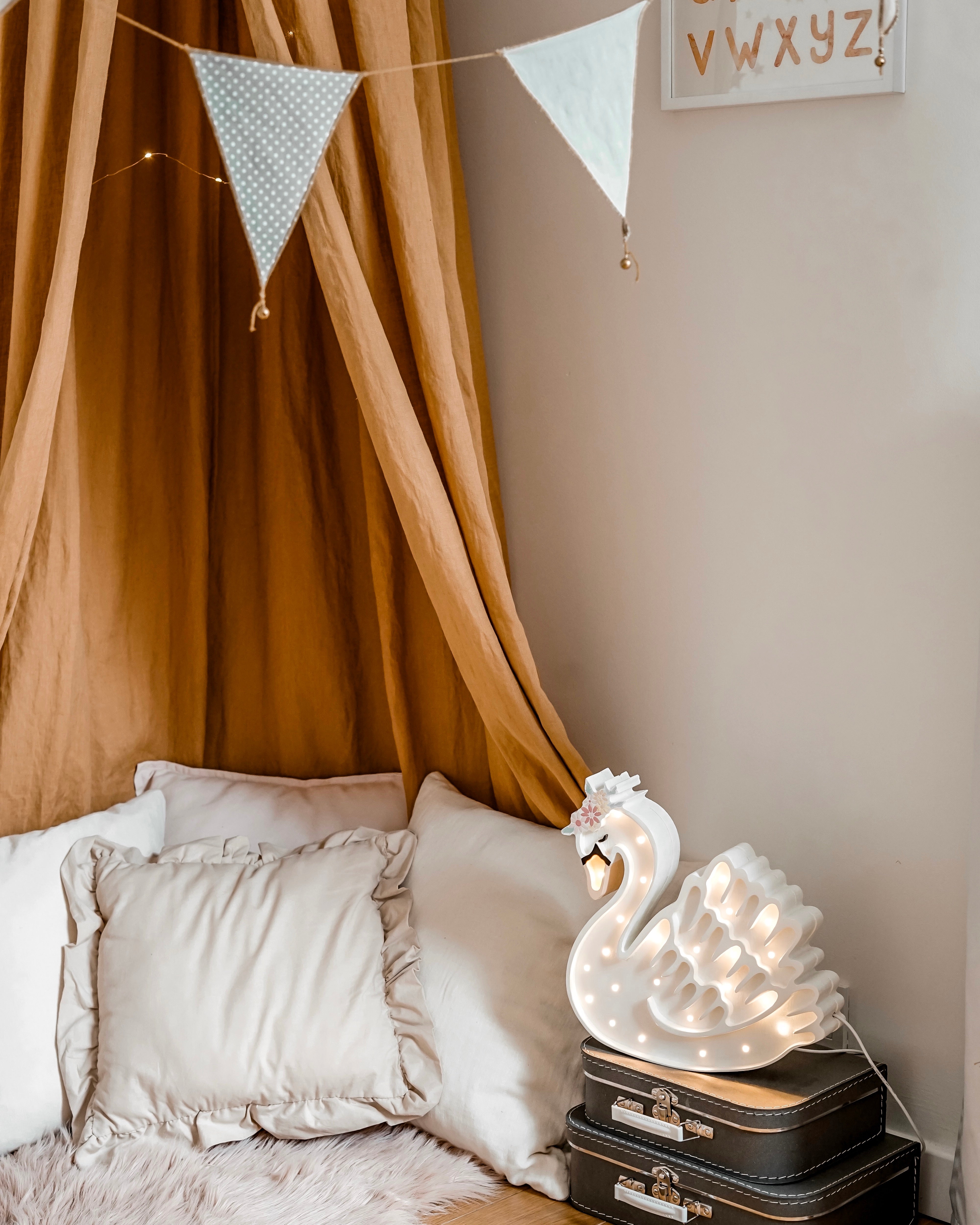 Swan Lamp - image 6
