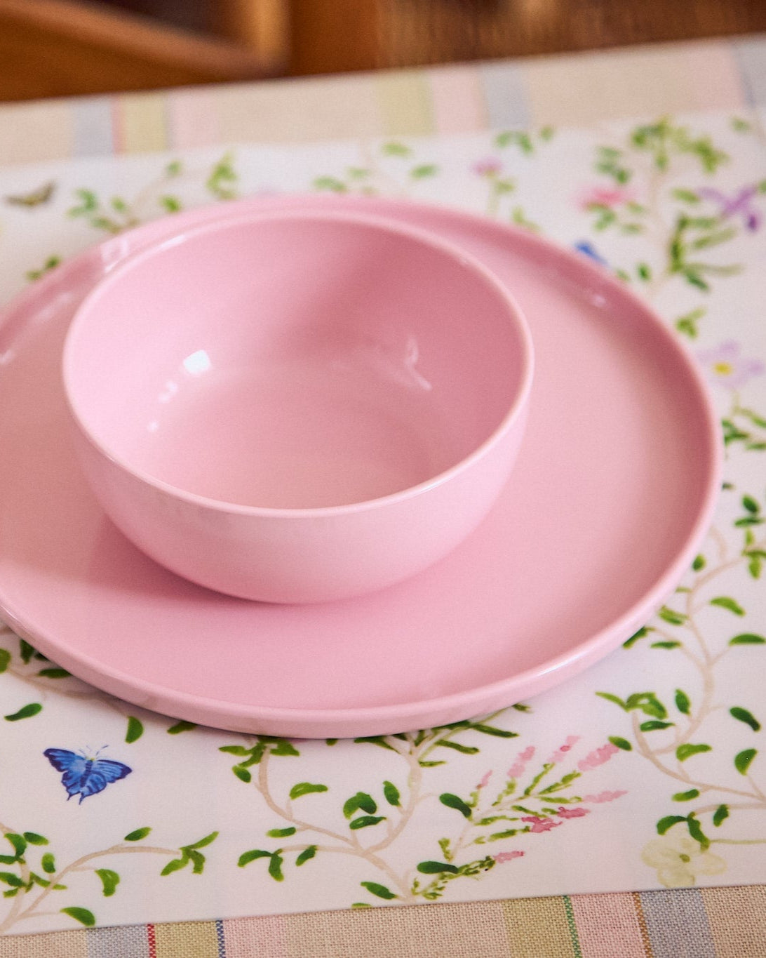 Kids Pink Plates - Set of 4 - image 3