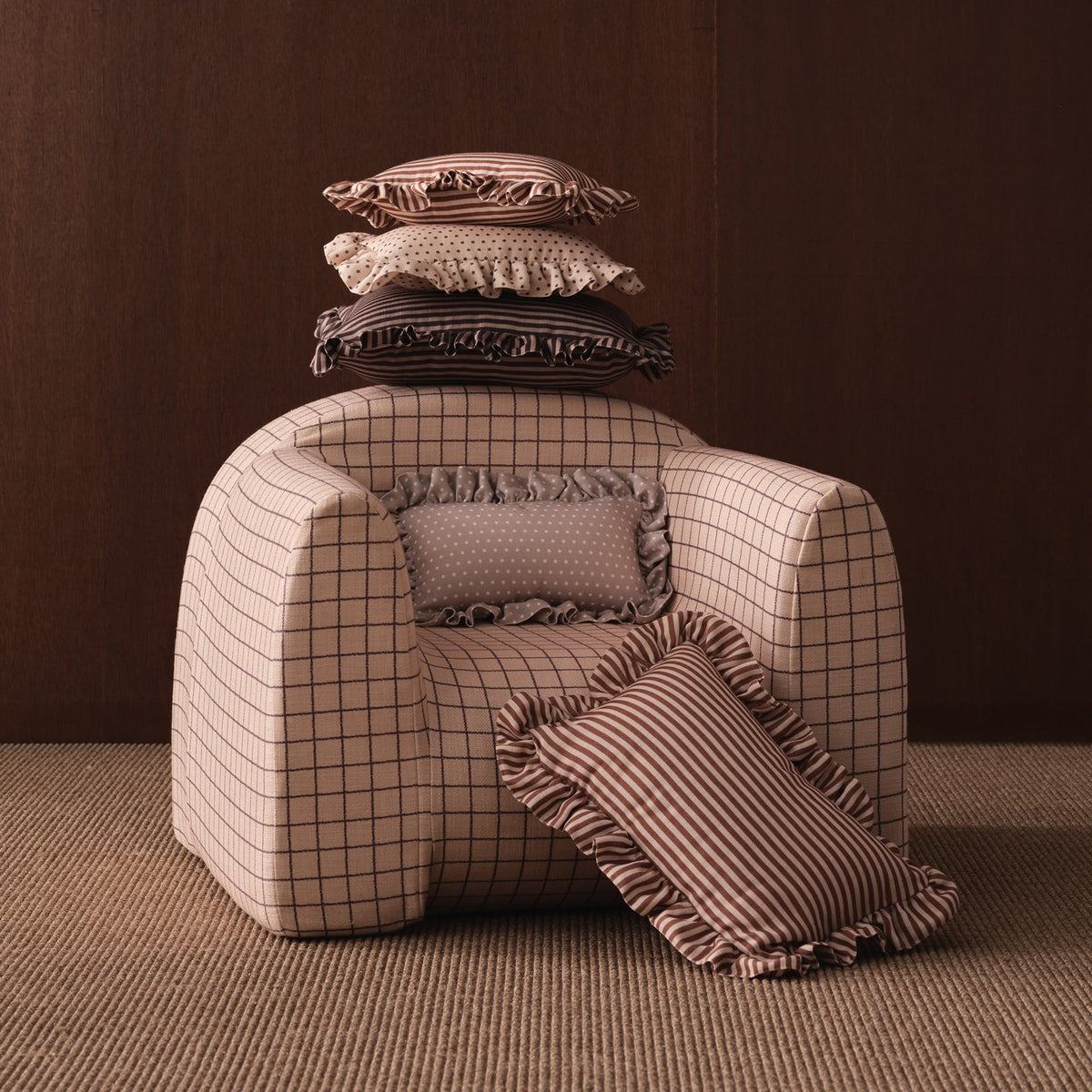 Finley Medium Ruffle Pillow - Toffee and Wheat