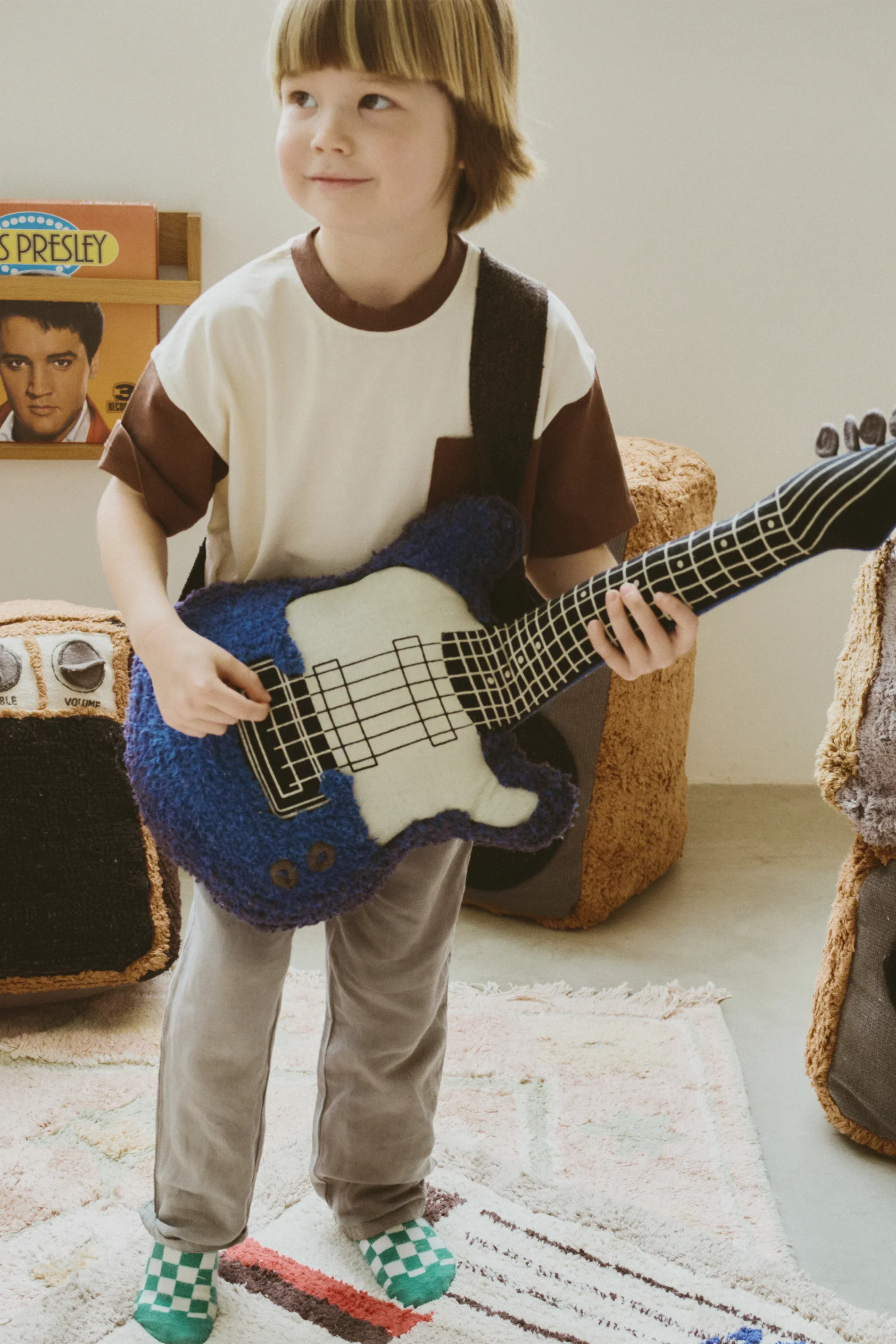 Electric Guitar Cushion - image 2