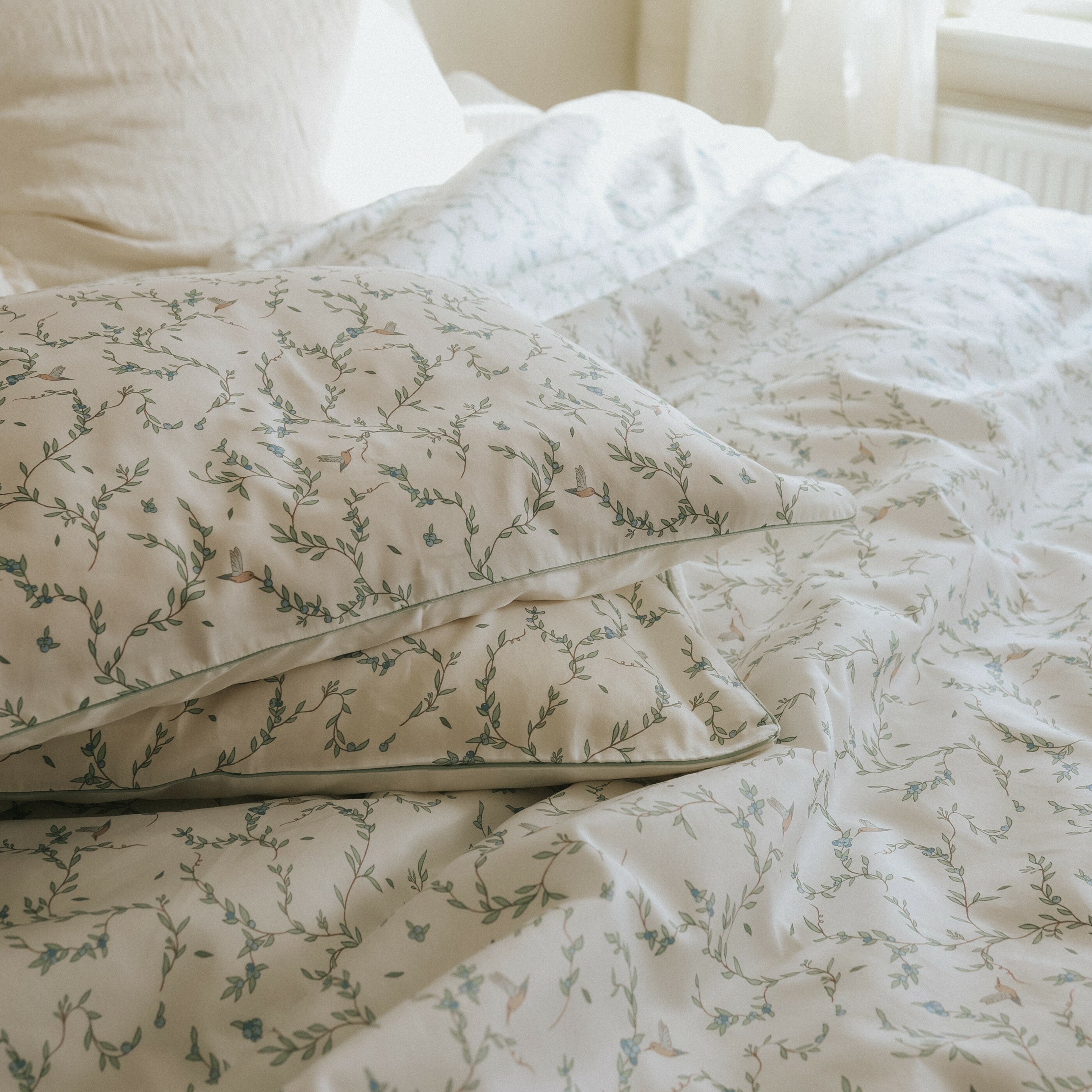 Secret Garden Full/Queen Duvet Cover - Ivory - image 5