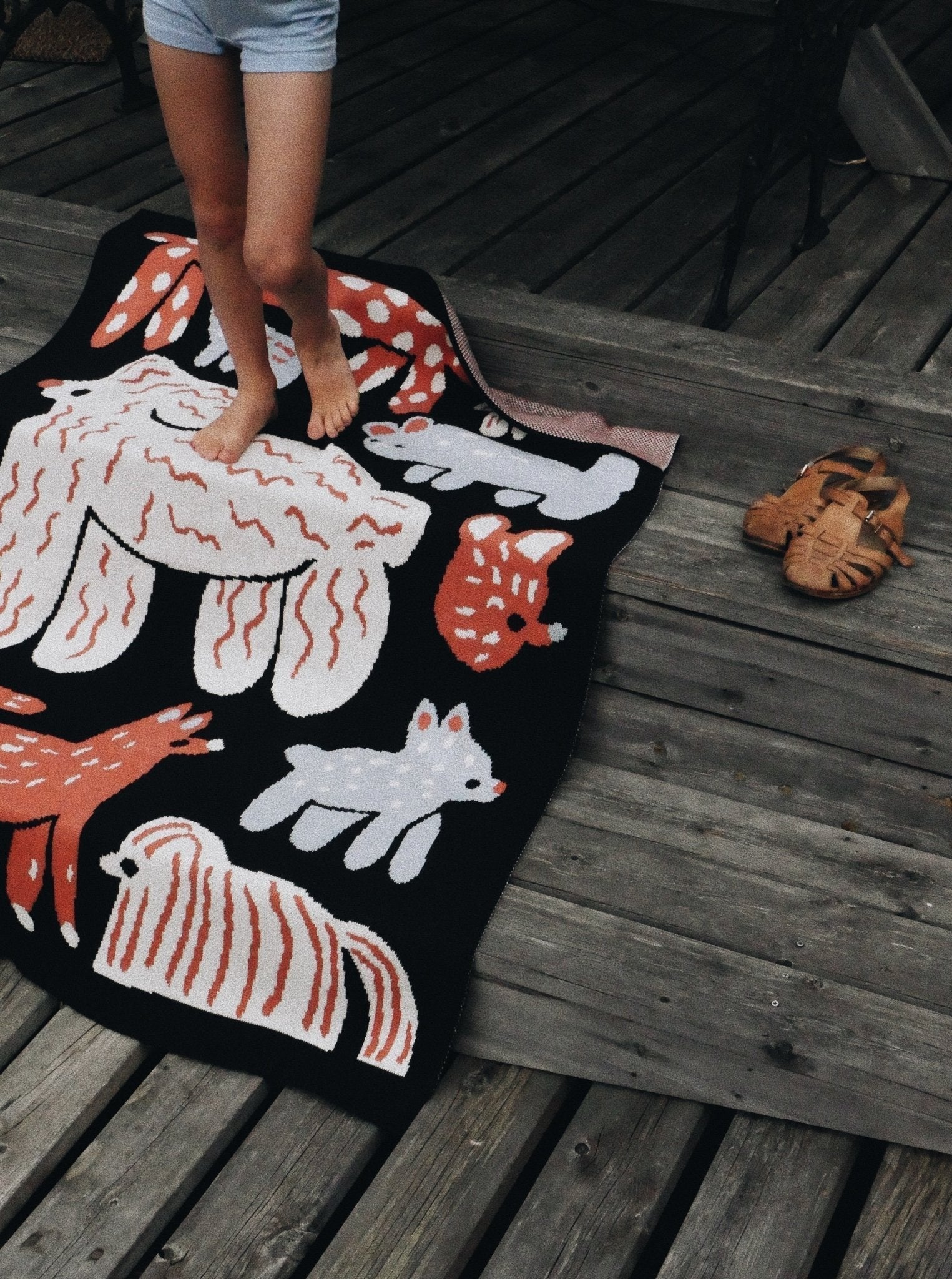 Bow Wow Knit Midi Blanket - image 6