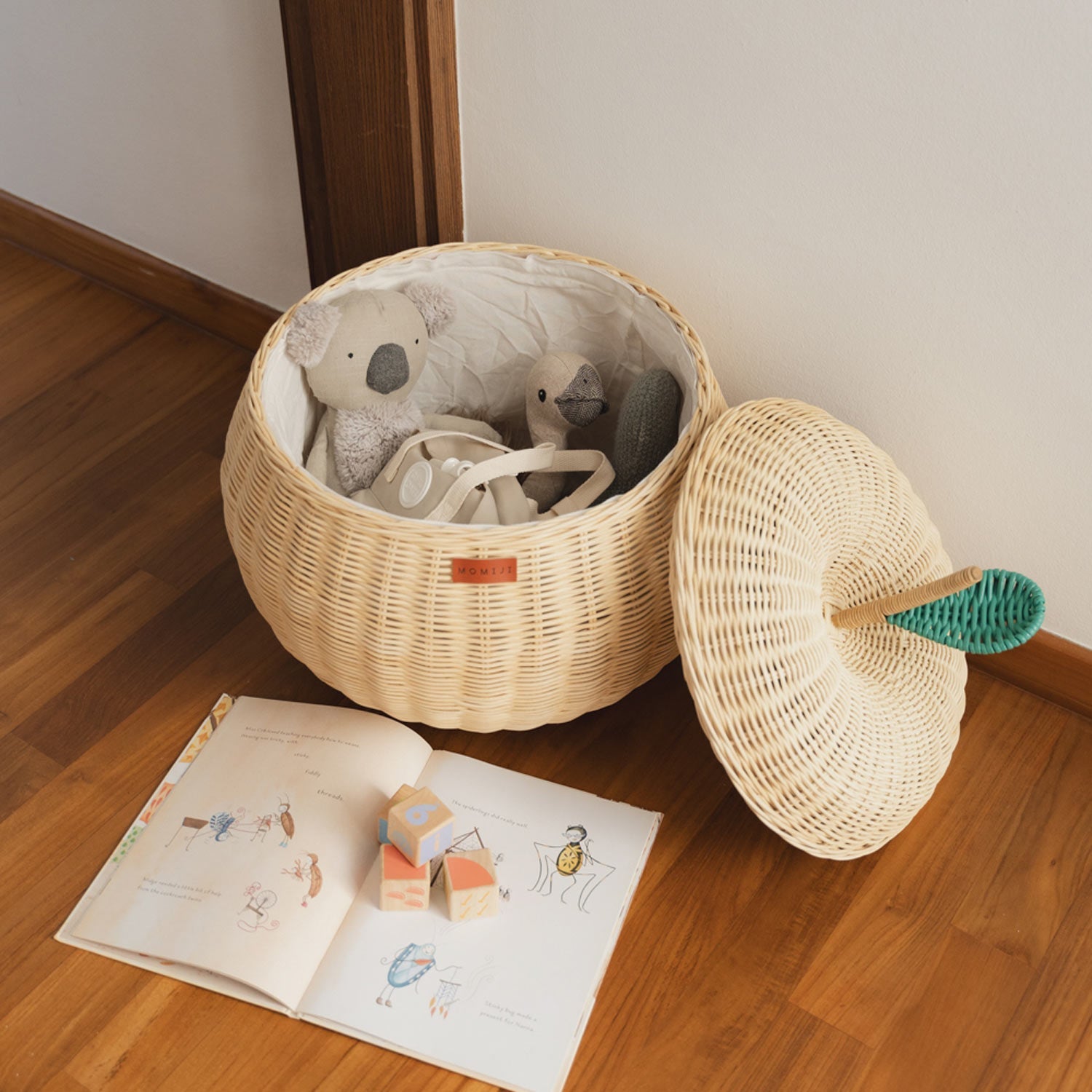 Apple Rattan Storage Basket - Natural Large - image 4