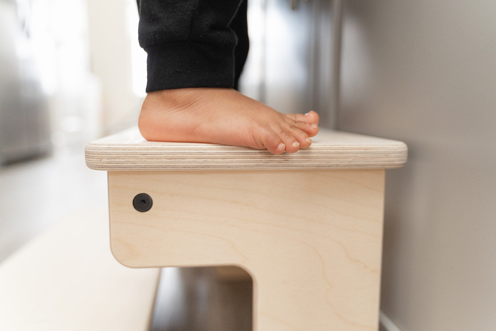 Sturdy Step Stool - image 9