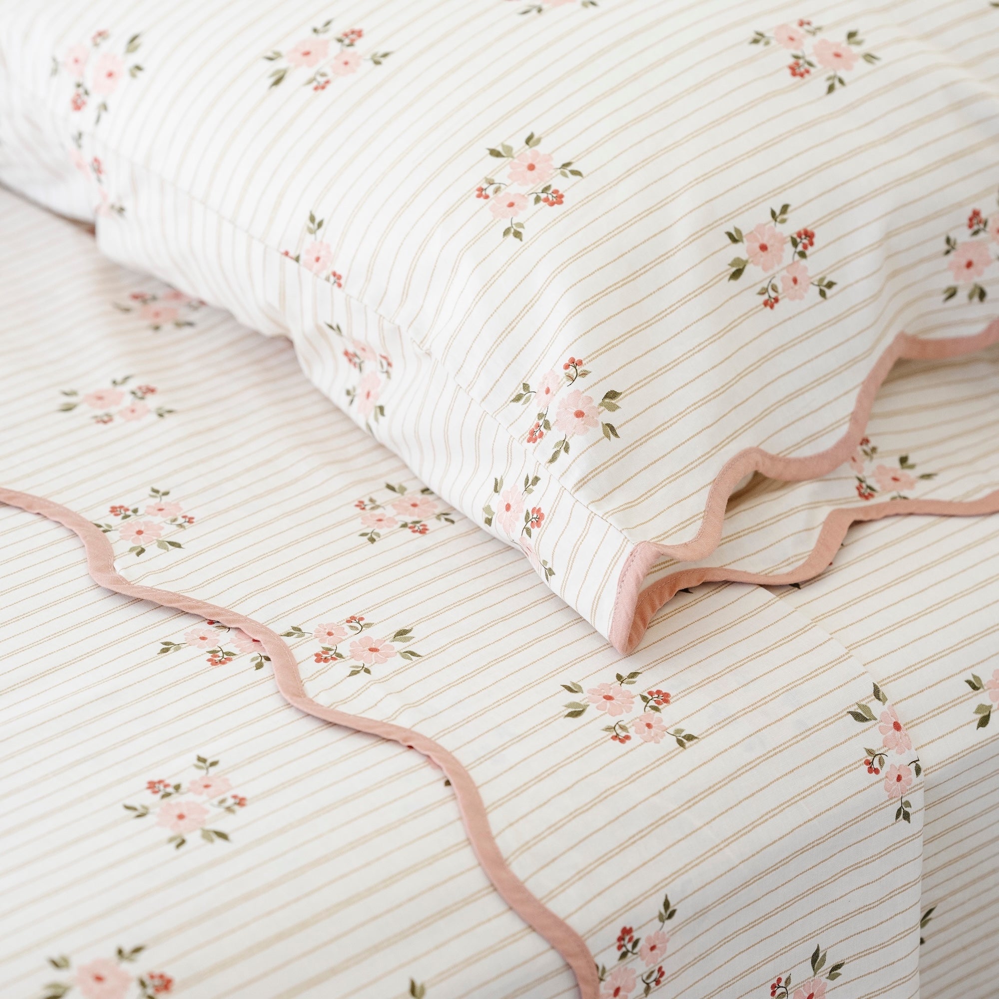 Briar Floral 100% Cotton Sheet Set - image 3