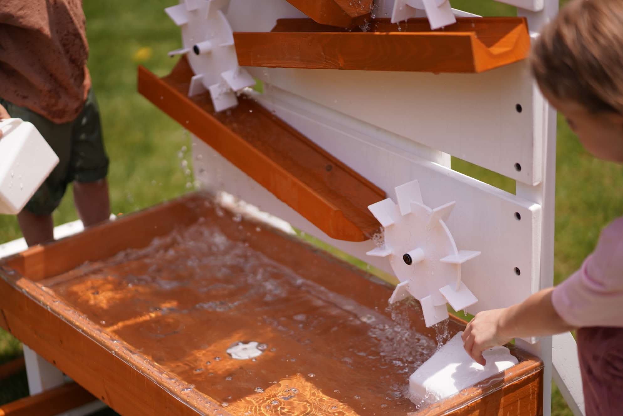 Outdoor Wooden Water Table - image 4
