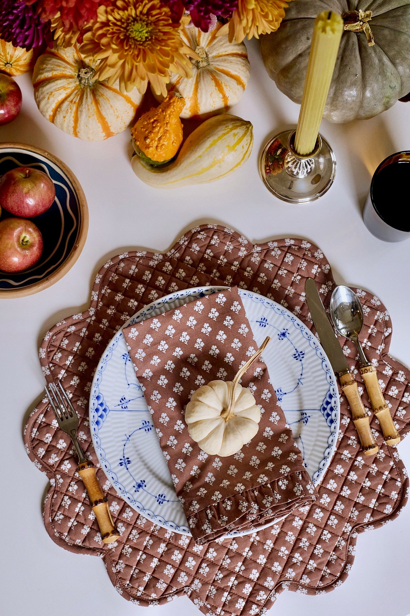 Constance Wavy Quilted Placemat