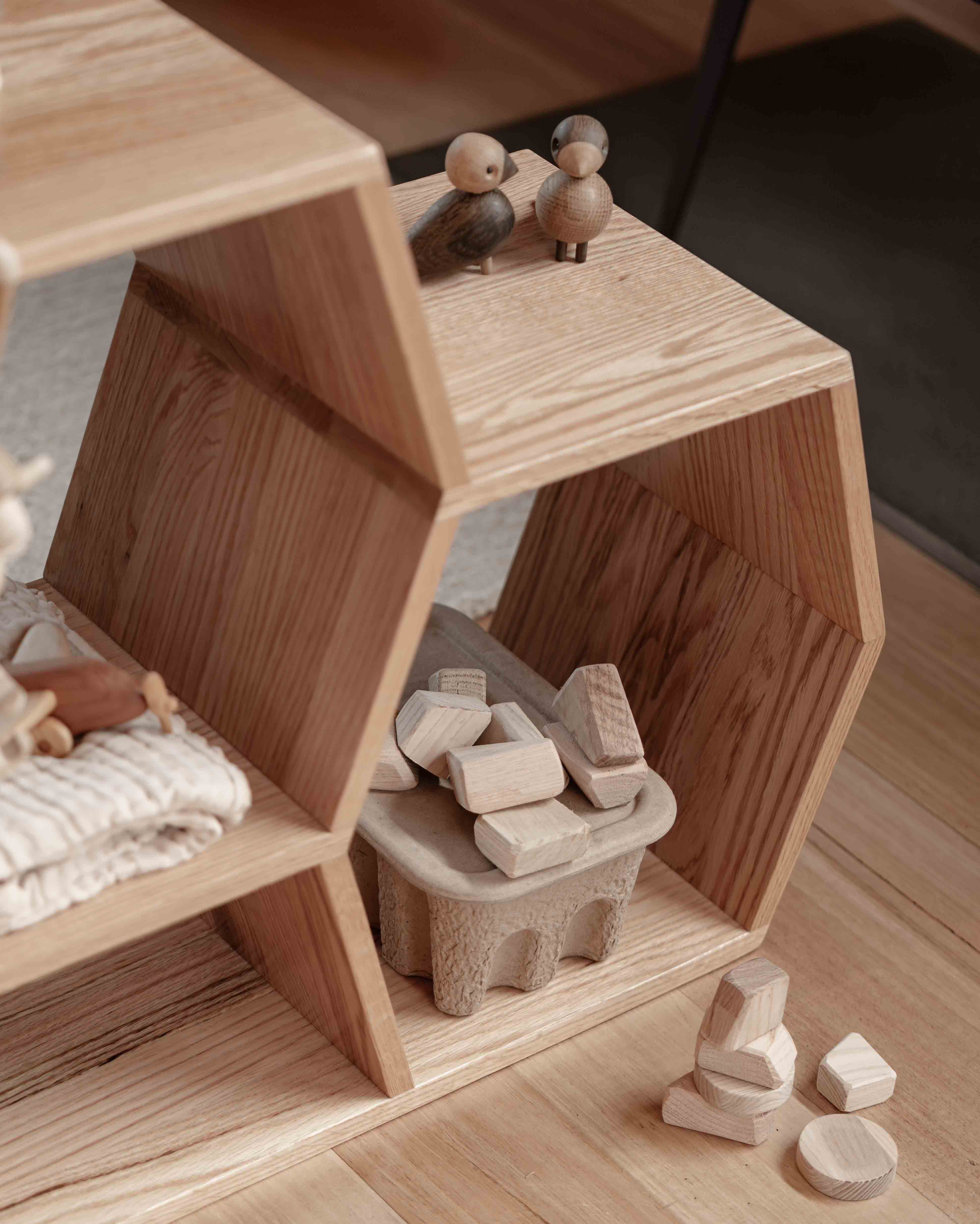 Honeycomb Shelf – Medium Modular Storage - image 4