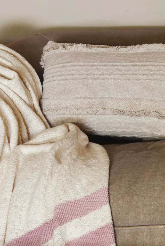 Air Dune Knitted Cushion - image 3