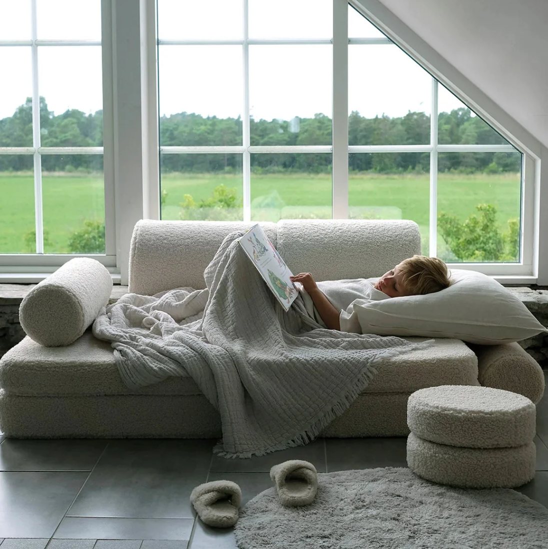 Teddy Settee - image 9
