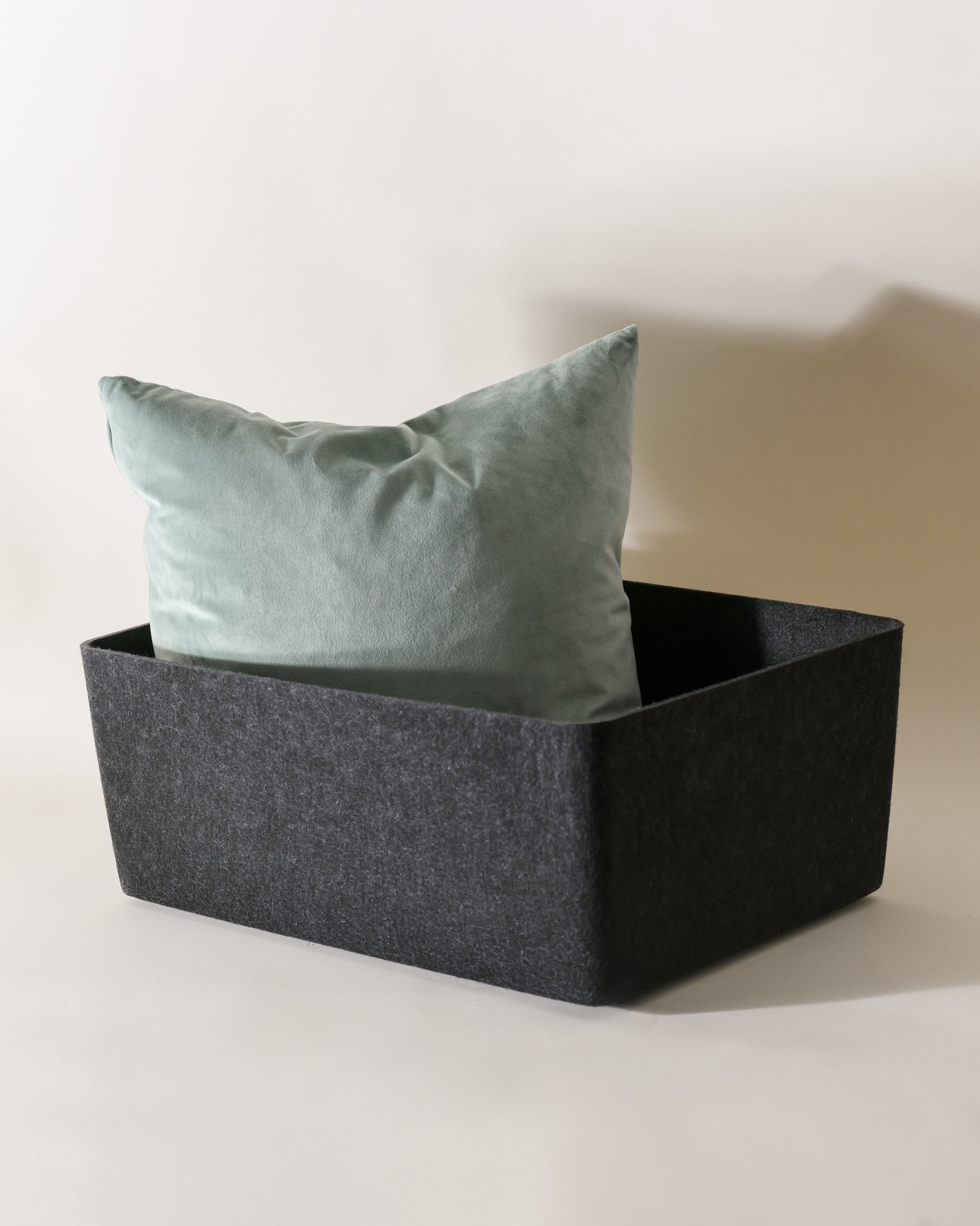 The Sculpted Bin - XL with Lid - image 6