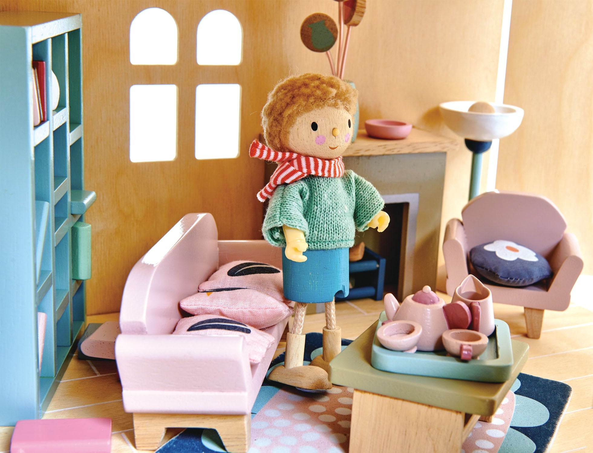 Fantail Hall Dollhouse - image 14