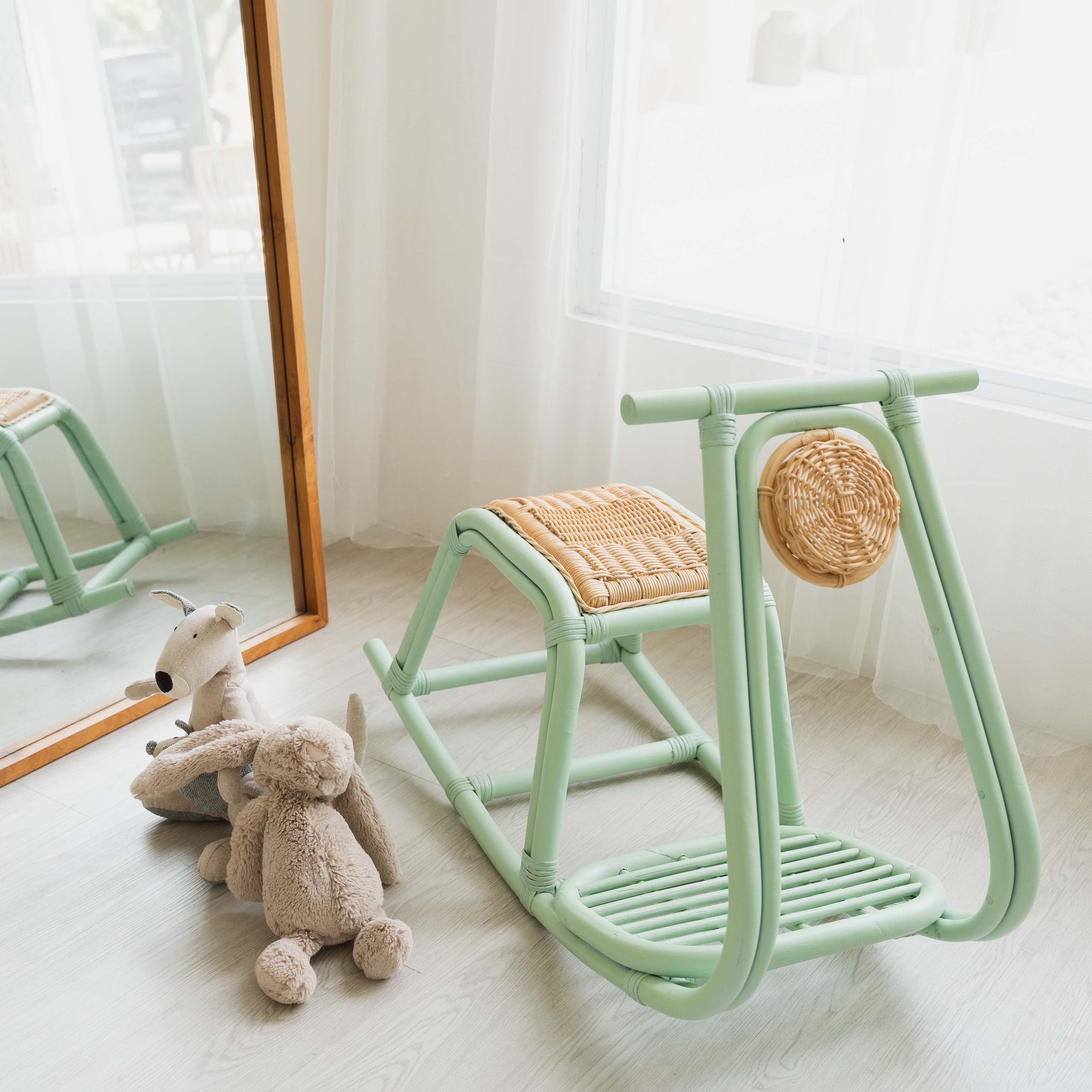 Kids Vespa Rocker Rattan - image 1