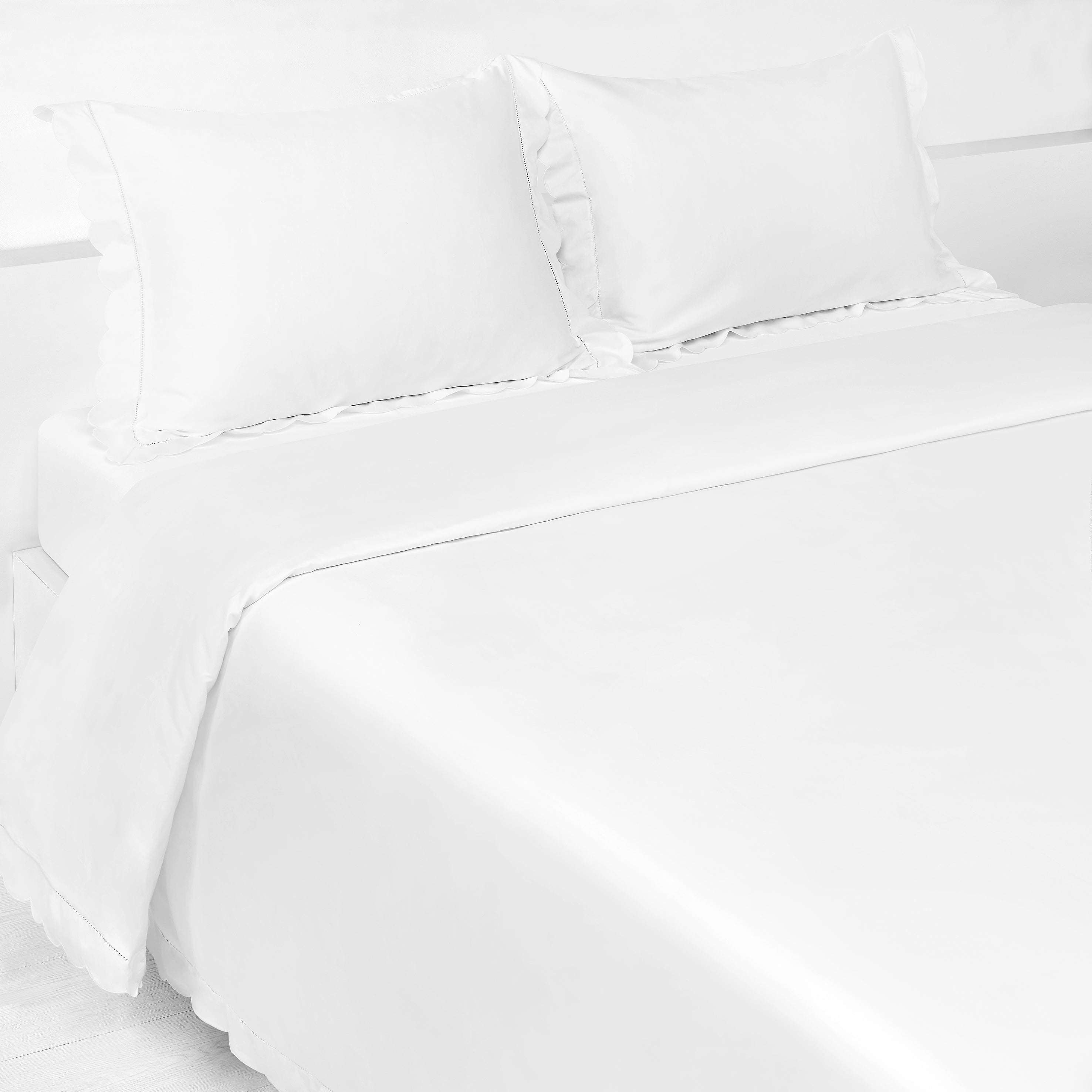 Scalloped Starlight Full/Queen Duvet Cover - White - image 4