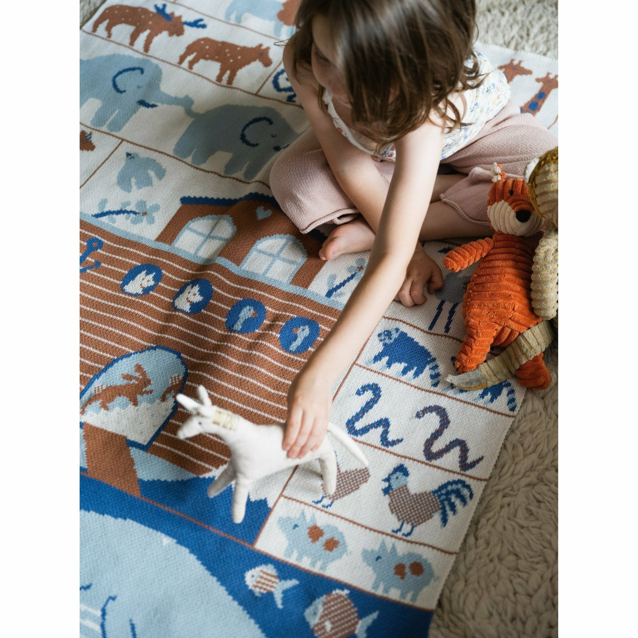 Ark Knit Midi Blanket