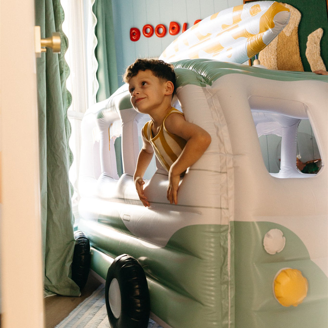Camper Van Float - image 5