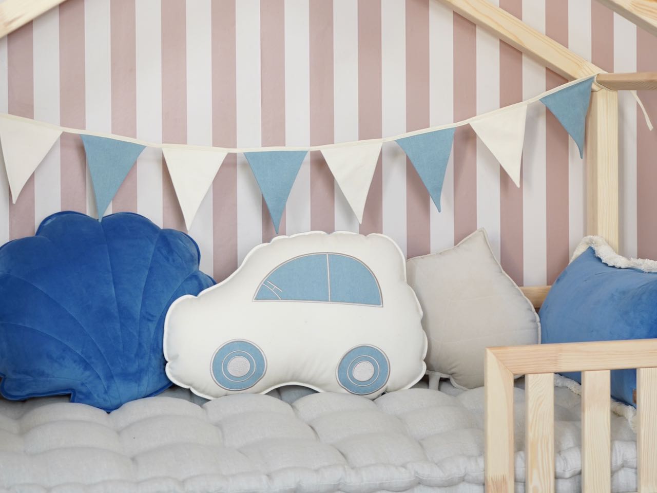 Car Pillow - image 3