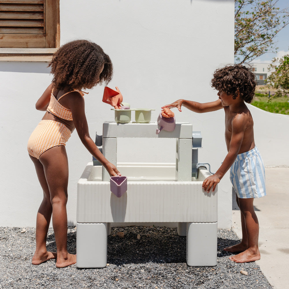 Tide Water & Sensory Table - image 3