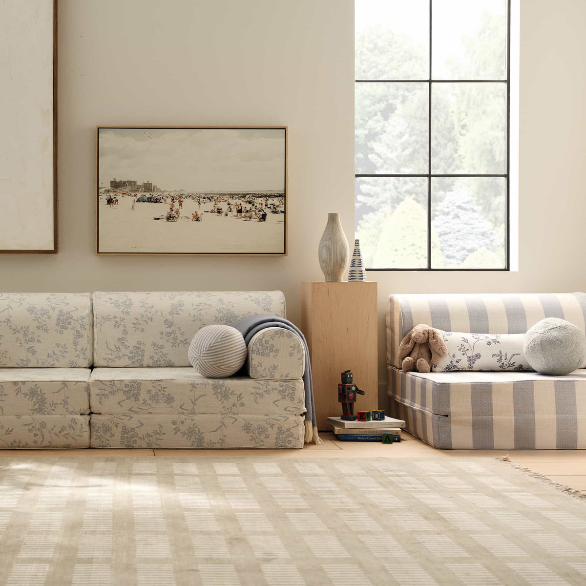 Harlan Seat - Ivory and Sky
