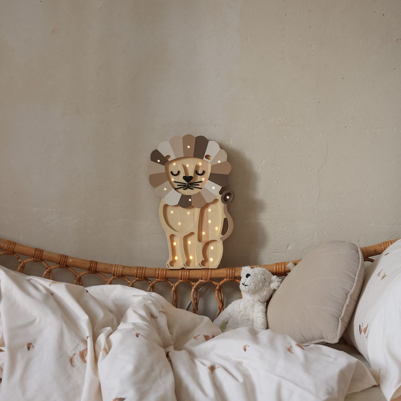 Lion Lamp - image 26