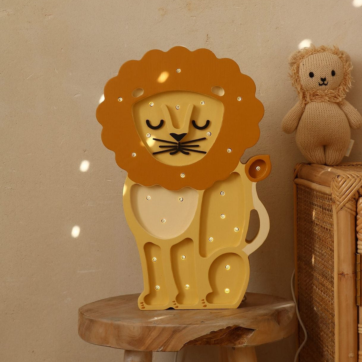 Lion Lamp