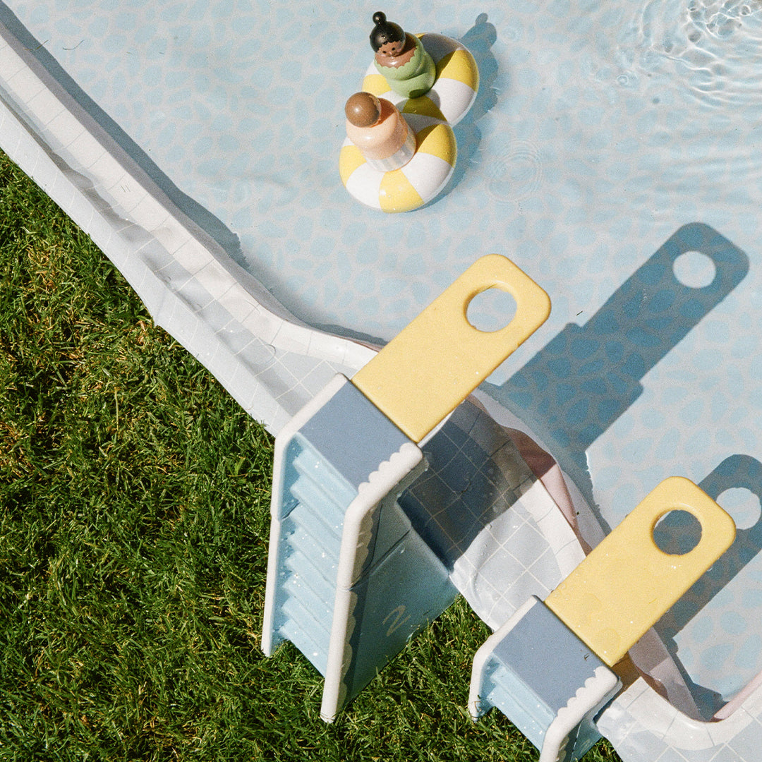 Pool Day Water Table - image 5