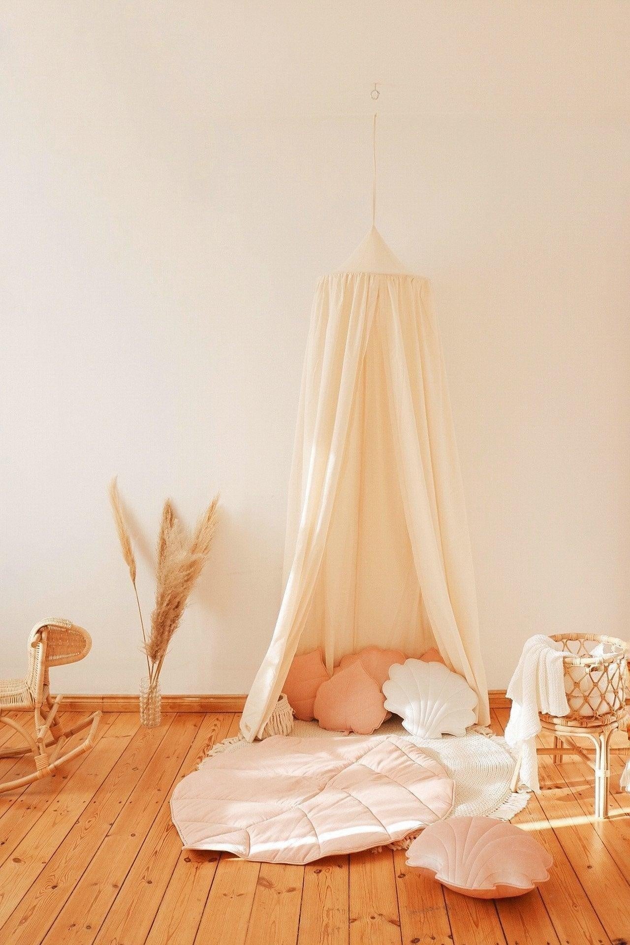 Plain Cotton Canopy