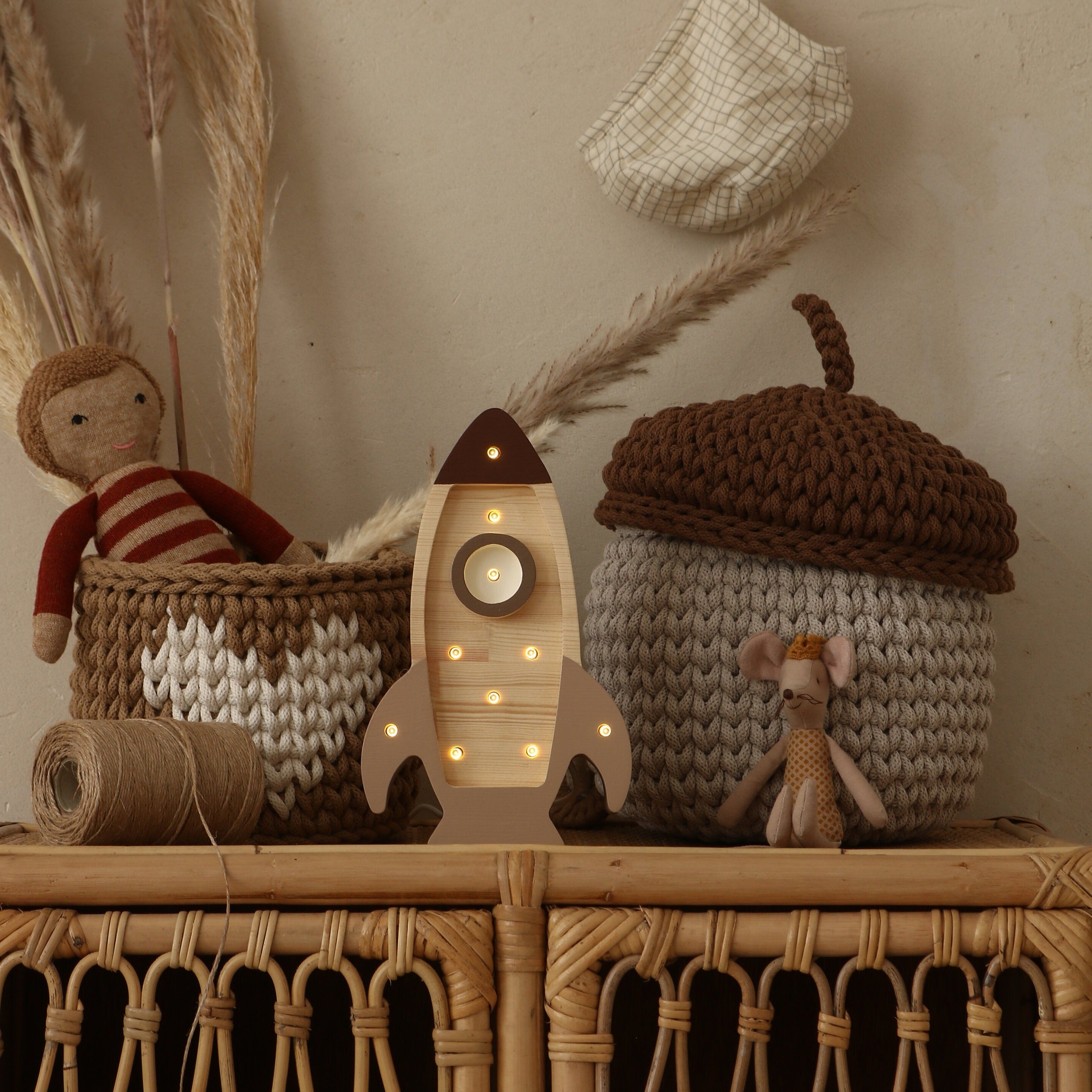 Mini Rocket Ship Lamp - image 15