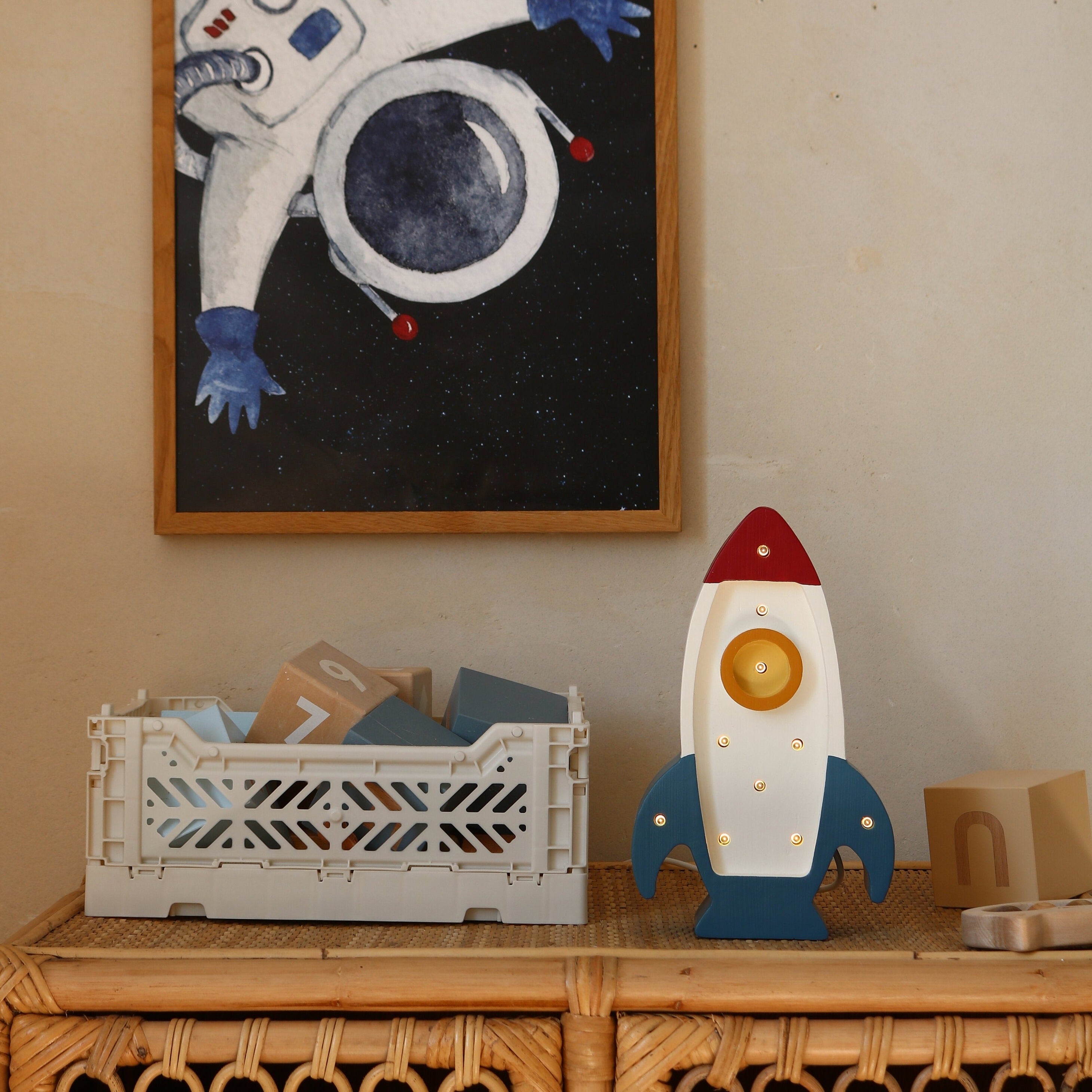 Mini Rocket Ship Lamp - image 8