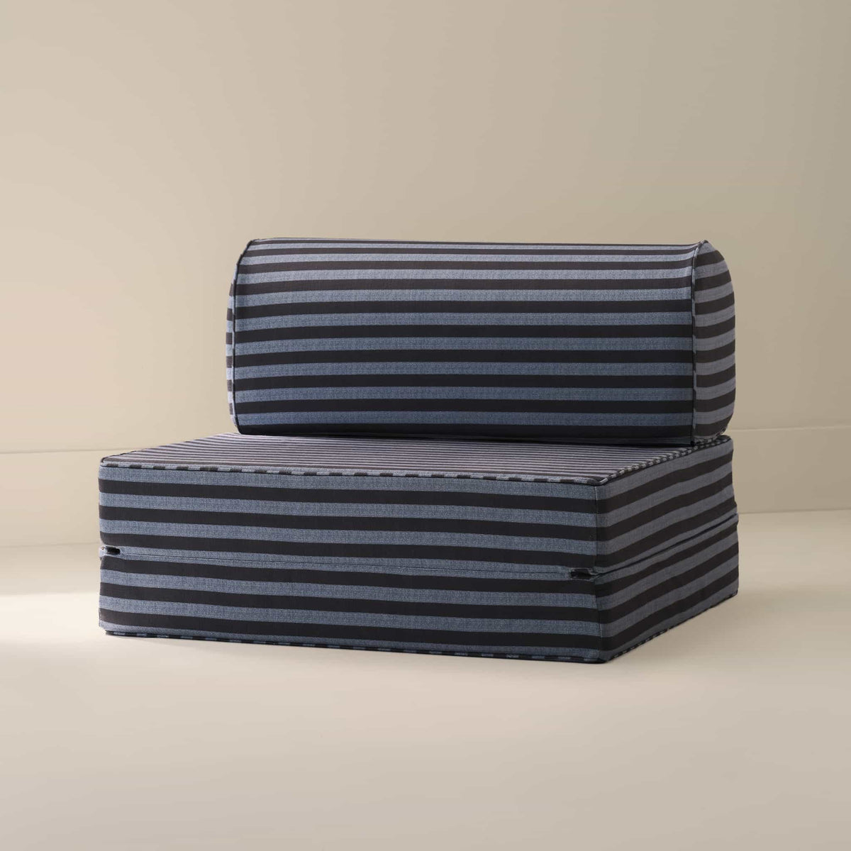 Bennett Seat - Sky and Whale Stripe