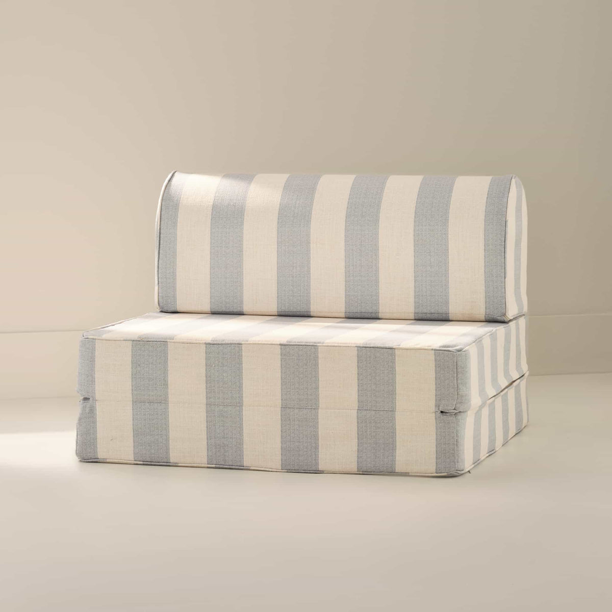 Harlan Seat - Ivory and Sky