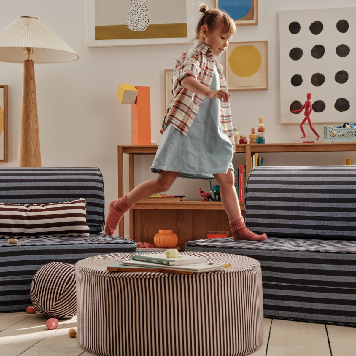 Bennett Seat - Sky and Whale Stripe